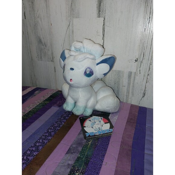 Alolan Vulpix Plush Toy Limited Edition Pokemon Center Tagged Collectible - Picture 2 of 8